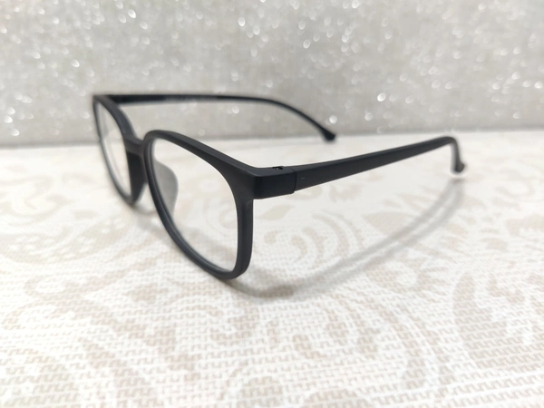Unbreakable 8243 - Black, 47