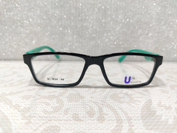 U 934  - Black, 46