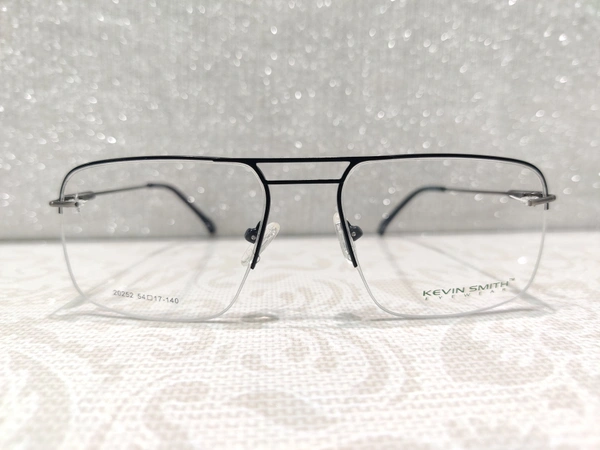 Kevin Smith 20252 - Black, 54