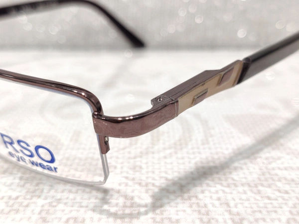 Rso 1581 - Brown, 46