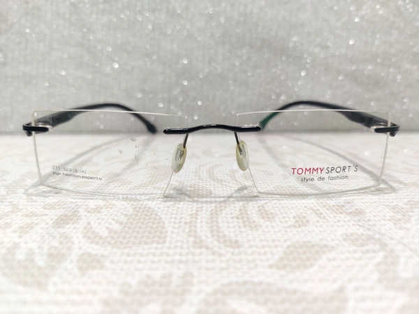 Tommy Sports 211 - Black, 52