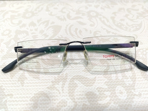 Tommy Sports 211 - Black, 52