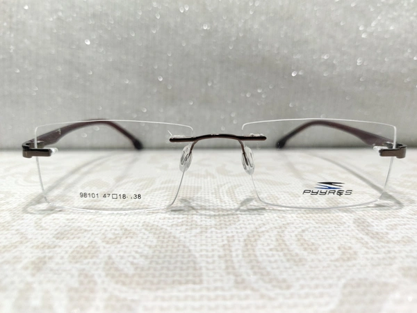 Pyyres 98101 - Brown, 47