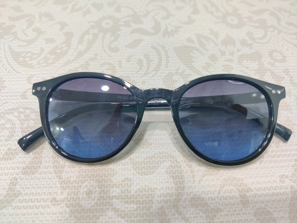 Spark Polarized 103 - Black