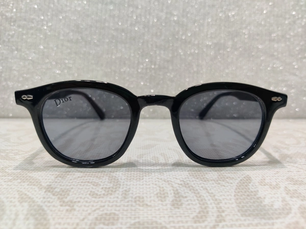 Dior  - Black