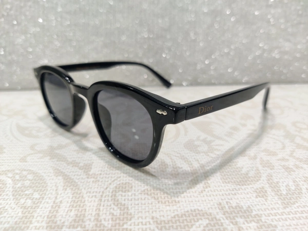 Dior  - Black