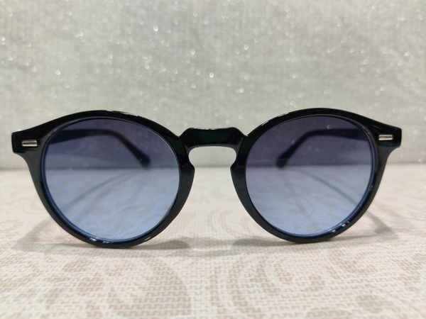 Click 101 - Black