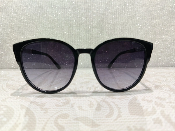 Gipsy 004 - Black