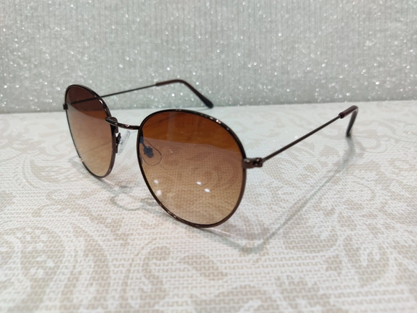 Razza 2004 - Brown