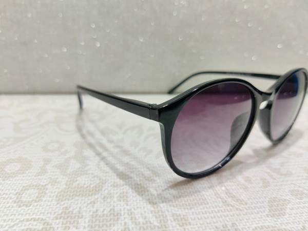 Z 013 - Black
