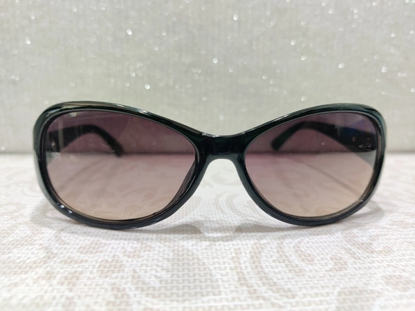 1332 - Black