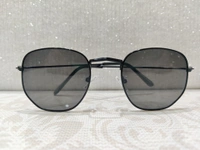 G 004 - Black