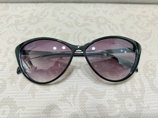 Gaga 008 - Black