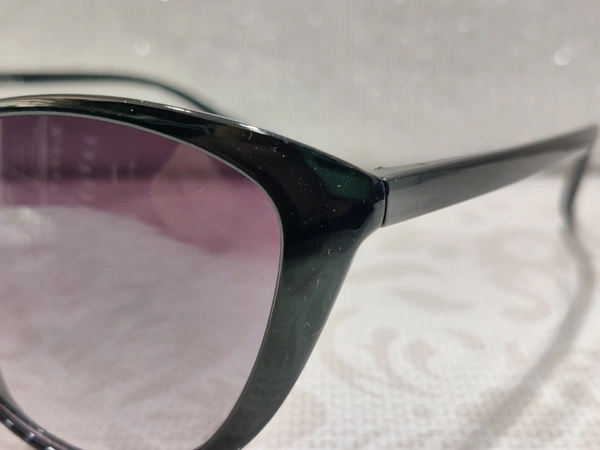 Gaga 008 - Black