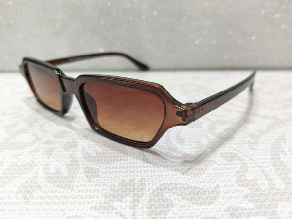 C 002 - Brown