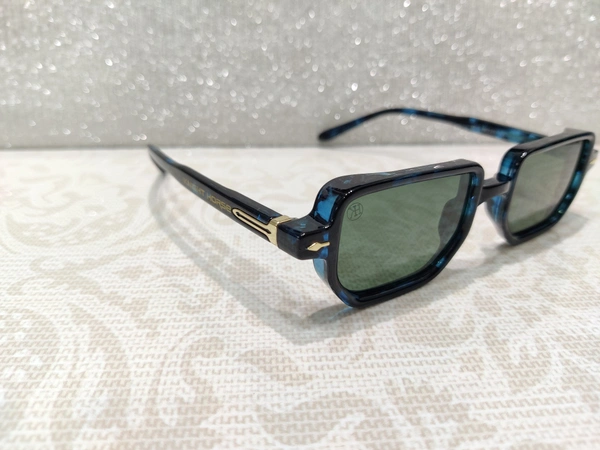 Knight Horse Polarized 9215 - Black, 48