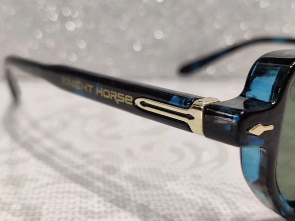 Knight Horse Polarized 9215 - Black, 48