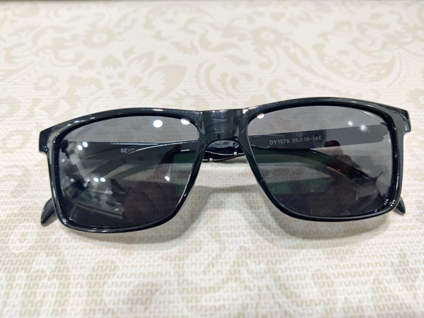 Seven Street Polarized 1576 - Black, 55