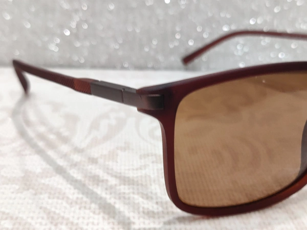 P 5345 - Brown, 57