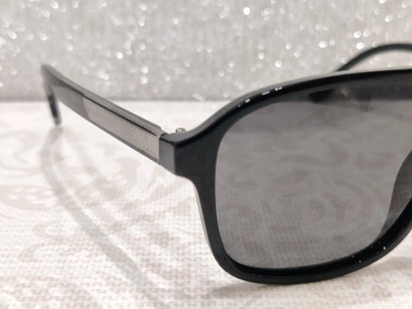 Polarized Pt 001 - Black, 56