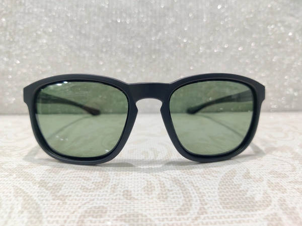 Escape Polarized 1318 - Black