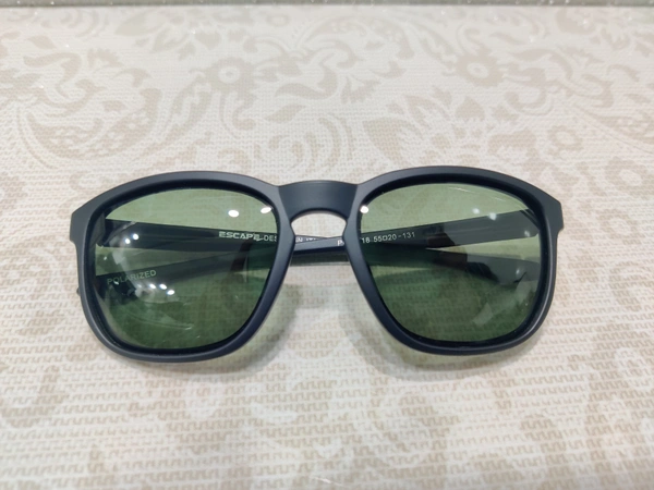 Escape Polarized 1318 - Black