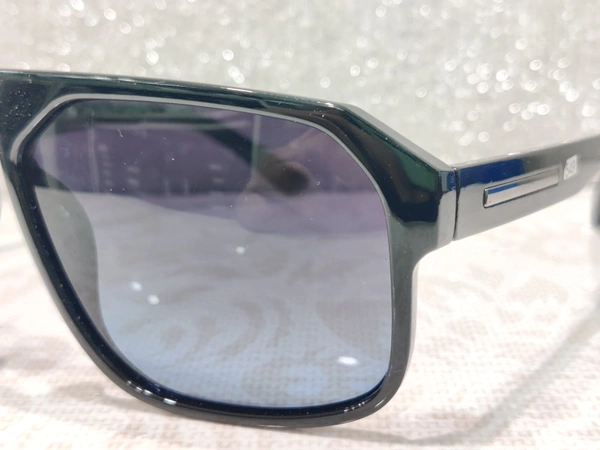 Faith Polarized 104 - Black