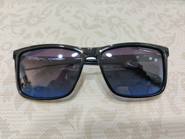 Faith Polarized 103 - Black