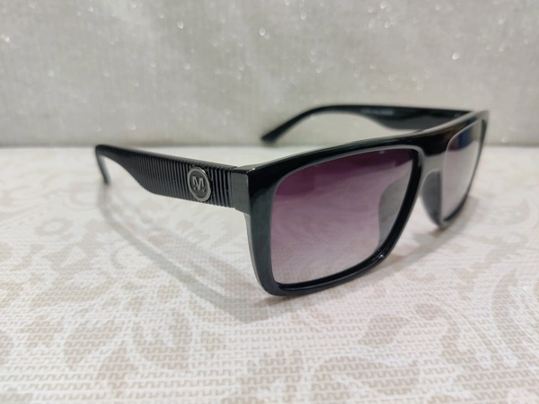 Faith Polarized 117 - Black