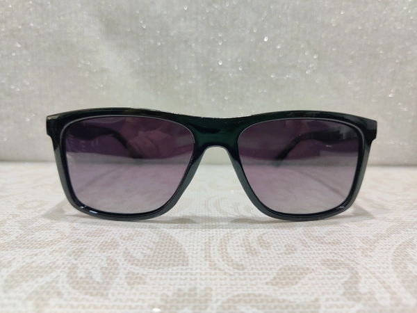 Faith Polarized 121 - Black