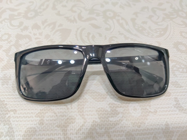 22834 - Black