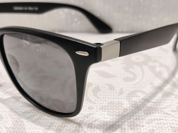 Polarized 91511 - Black