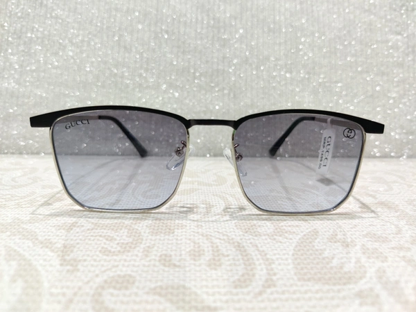 Gucci 707 - Silver