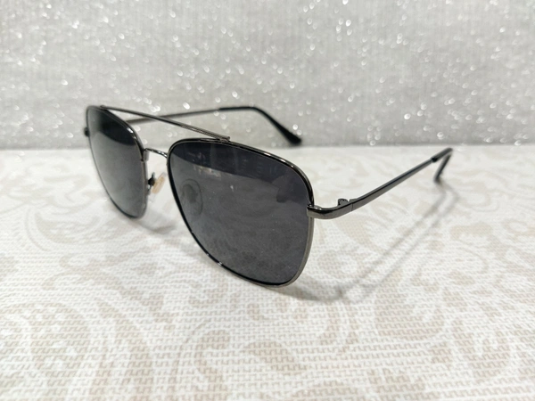 R 111 - Dove Gray