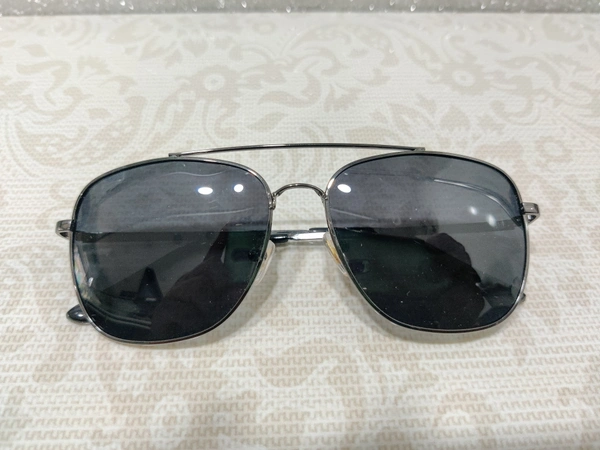 R 111 - Dove Gray