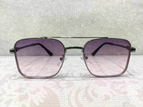 B80 661 666c - Silver