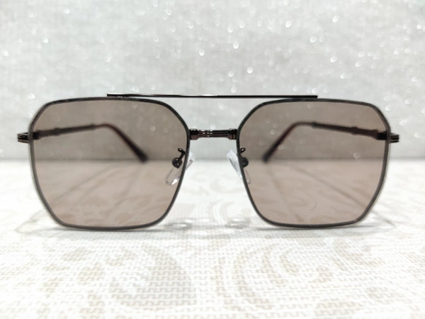 B80 675  - Brown