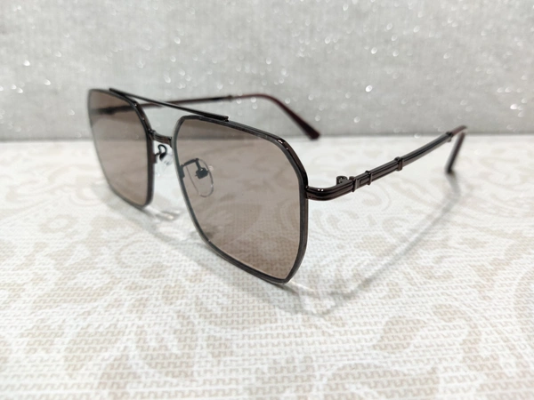 B80 675  - Brown