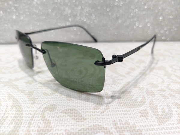 Vienna 3262 - Black