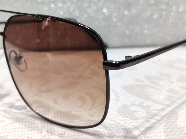 S 008 - Brown