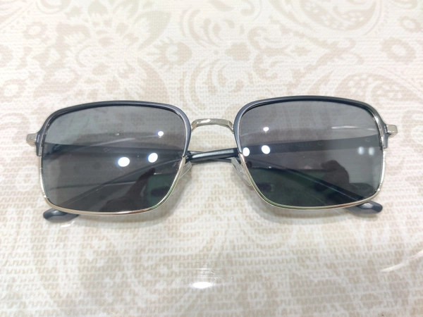 Leo Polarized 9164 - Black, 62