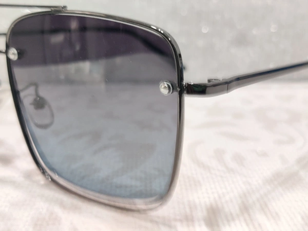 Tom Miller Polarized 106 - Gray