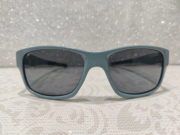 Eck 12 - Dove Gray