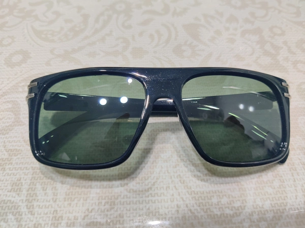 Polarized 1396 - Black