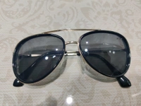 L 145c - Black
