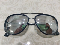 L 758c - Black