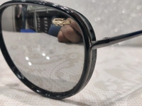 L 145c - Black