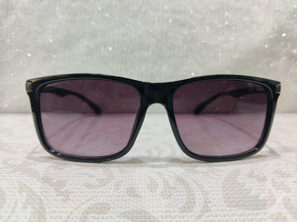 22833 - Black
