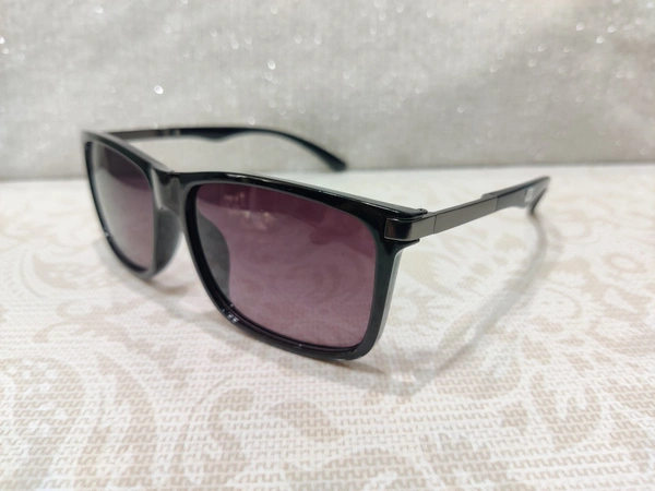 22833 - Black