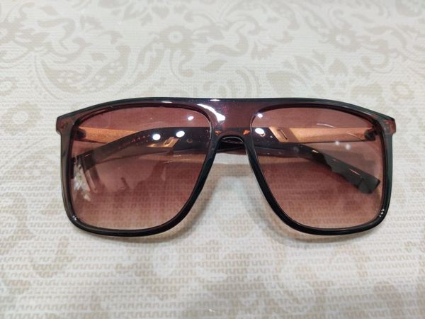 Seven Street 148 - Brown
